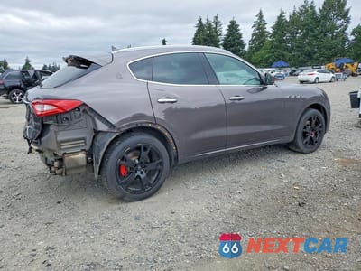 Trzecie zdjęcie samochodu z tyłu: 2017 MASERATI LEVANTE SPORT VIN:ZN661XUS7HX238652 - miniatura