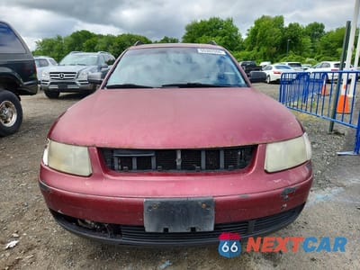 Piąte zdjęcie samochodu w środku: 1999 VOLKSWAGEN PASSAT GLS VIN:WVWNA63B4XE378189 - miniatura