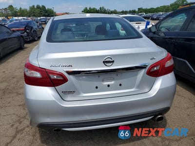 Zdjęcie 6 z 12 samochodu: 2018 NISSAN ALTIMA 2.5 SV VIN:1N4AL3AP1JC110747 - miniatura