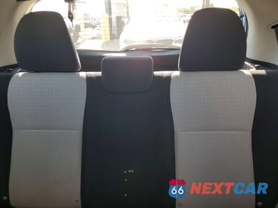 Zdjęcie 10 z 13 samochodu: 2012 TOYOTA YARIS 3-DOOR L VIN:JTDJTUD32CD521029 - miniatura