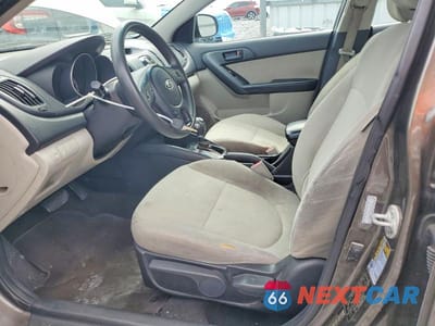 Zdjęcie 7 z 13 samochodu: 2011 KIA FORTE EX VIN:KNAFU4A2XB5436461 - miniatura