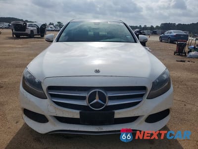 Piąte zdjęcie samochodu w środku: 2017 MERCEDES-BENZ C 300 VIN:WDDWF4JB0HR306726 - miniatura
