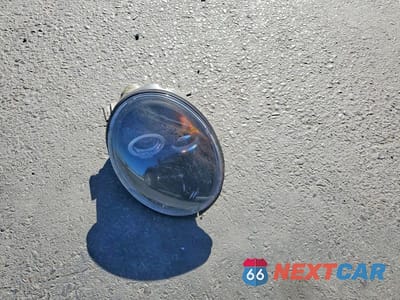 Zdjęcie 12 z 13 samochodu: 1999 VOLKSWAGEN NEW BEETLE GL VIN:3VWBC21C5XM443513 - miniatura