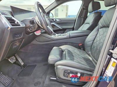 Zdjęcie 7 z 12 samochodu: 2025 BMW X6 XDRIVE40I VIN:5UX33EX05S9X22911 - miniatura