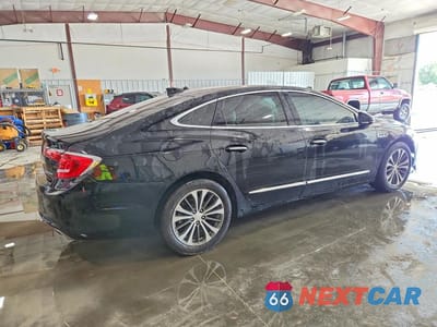 Trzecie zdjęcie samochodu z tyłu: 2017 BUICK LACROSSE ESSENCE VIN:1G4ZP5SS8HU211641 - miniatura