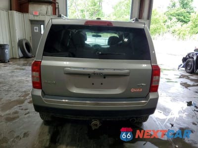 Zdjęcie 6 z 13 samochodu: 2017 JEEP PATRIOT LATITUDE VIN:1C4NJRFB2HD155850 - miniatura