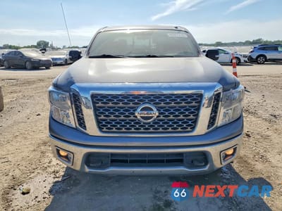 Piąte zdjęcie samochodu w środku: 2018 NISSAN TITAN S VIN:1N6AA1EJ2JN516385 - miniatura