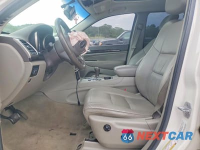 Zdjęcie 7 z 12 samochodu: 2011 JEEP GRAND CHEROKEE LAREDO VIN:1J4RS4GG3BC532186 - miniatura
