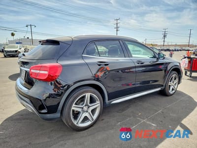 Trzecie zdjęcie samochodu z tyłu: 2015 MERCEDES-BENZ GLA 250 4MATIC VIN:WDCTG4GBXFJ075499 - miniatura