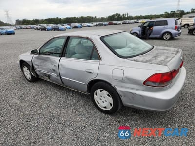 Drugie zdjęcie samochodu z przodu: 2002 HONDA ACCORD LX VIN:1HGCG16432A002090 - miniatura