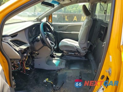 Zdjęcie 7 z 14 samochodu: 2016 TOYOTA SIENNA L 7-PASSENGER VIN:5TDZK3DC6GS700586 - miniatura
