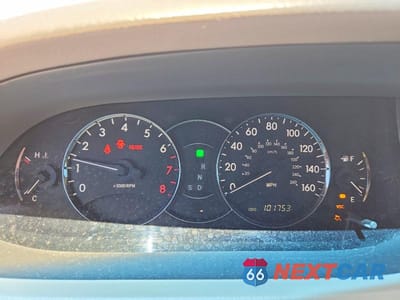 Zdjęcie 9 z 12 samochodu: 2010 TOYOTA AVALON LIMITED VIN:4T1BK3DB0AU352355 - miniatura