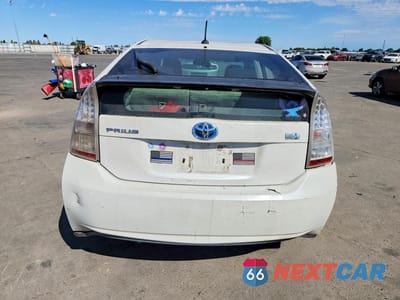 Zdjęcie 6 z 13 samochodu: 2010 TOYOTA PRIUS II VIN:JTDKN3DU3A0137945 - miniatura