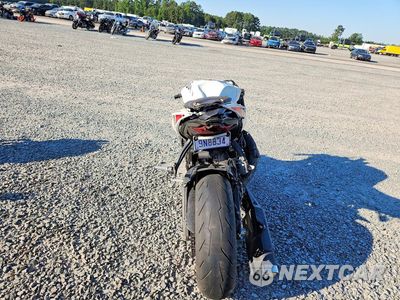 Czwarte zdjęcie samochodu z boku: 2025 KAWASAKI ZX636 K VIN:JKBZXJK17SA011434 - miniatura