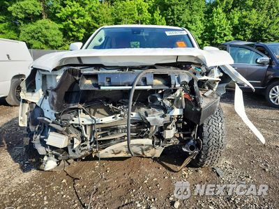Piąte zdjęcie samochodu w środku: 2021 TOYOTA TACOMA SR5 V6 VIN:3TYCZ5AN5MT051060 - miniatura