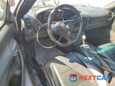 Zdjęcie 8 z 12 samochodu: 2002 PORSCHE BOXSTER VIN:WP0CA29892U624423 - miniatura