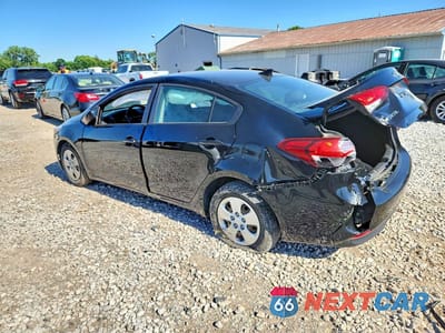 Drugie zdjęcie samochodu z przodu: 2017 KIA FORTE LX VIN:3KPFK4A78HE135897 - miniatura