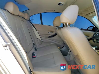 Zdjęcie 10 z 12 samochodu: 2013 BMW 328 I SULEV VIN:WBA3C1C57DF444994 - miniatura