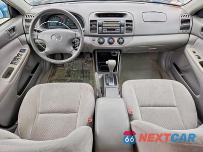 Zdjęcie 8 z 12 samochodu: 2003 TOYOTA CAMRY LE VIN:4T1BE32K33U230876 - miniatura