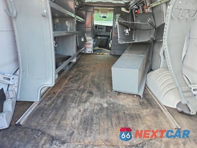 Zdjęcie 10 z 14 samochodu: 2023 CHEVROLET EXPRESS G3500 VIN:1GCZGHF70P1260246 - miniatura