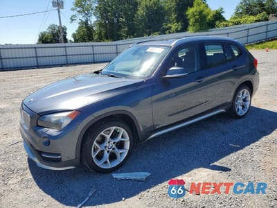 2015 BMW X1 XDRIVE28I WBAVL1C59FVY30740 - główne zdjęcie licytacji z USA - miniatura