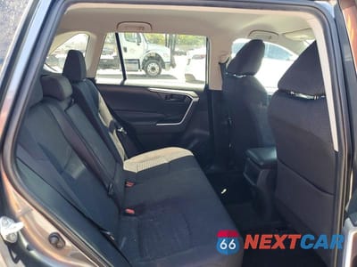 Zdjęcie 11 z 14 samochodu: 2019 TOYOTA RAV4 LE VIN:2T3K1RFV7KC021893 - miniatura