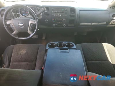 Zdjęcie 8 z 12 samochodu: 2007 CHEVROLET SILVERADO K1500 CREW CAB VIN:2GCEK13M071545750 - miniatura