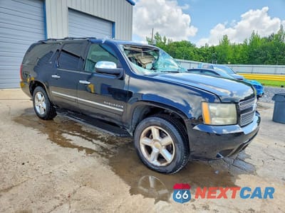 Czwarte zdjęcie samochodu z boku: 2009 CHEVROLET SUBURBAN K1500 LTZ VIN:1GNFK36319R293611 - miniatura