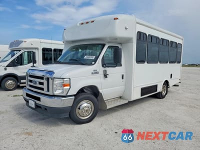 2021 FORD ECONOLINE E350 SUPER DUTY CUTAWAY VAN 1FDEE3FN9MDC10814 - główne zdjęcie licytacji z USA - miniatura