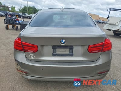 Zdjęcie 6 z 12 samochodu: 2016 BMW 328 XI SULEV VIN:WBA8E3G56GNU00842 - miniatura