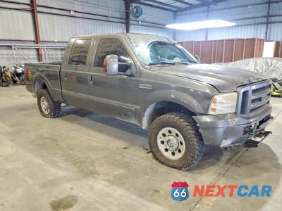 Czwarte zdjęcie samochodu z boku: 2006 FORD F250 SUPER DUTY VIN:1FTSW21576EC71937 - miniatura