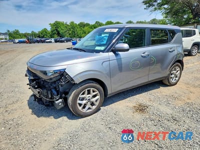 2025 KIA SOUL LX KNDJ23AU4S7941849 - główne zdjęcie licytacji z USA - miniatura