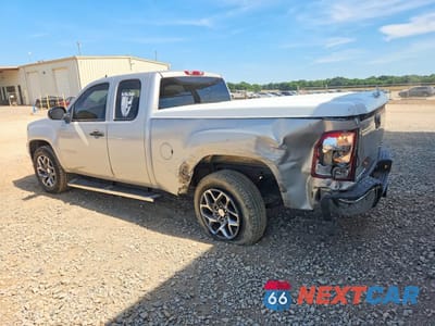 Drugie zdjęcie samochodu z przodu: 2007 GMC NEW SIERRA C1500 VIN:2GTEC19C871571315 - miniatura