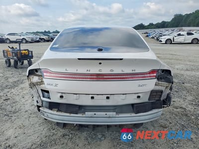 Zdjęcie 6 z 13 samochodu: 2018 LINCOLN MKZ RESERVE VIN:3LN6L5E94JR625780 - miniatura