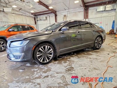 2017 LINCOLN MKZ HYBRID RESERVE 3LN6L5MU5HR608244 - główne zdjęcie licytacji z USA - miniatura