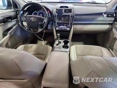 Zdjęcie 8 z 12 samochodu: 2012 TOYOTA CAMRY HYBRID XLE VIN:4T1BD1FK7CU036112 - miniatura