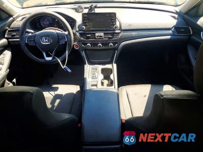 Zdjęcie 8 z 12 samochodu: 2019 HONDA ACCORD HYBRID VIN:1HGCV3F17KA007946 - miniatura