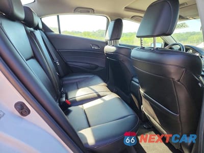 Zdjęcie 10 z 12 samochodu: 2018 ACURA ILX VIN:19UDE2F36JA004034 - miniatura
