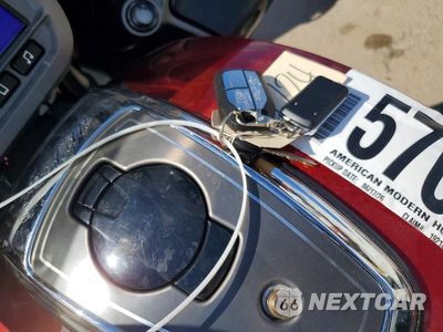 Zdjęcie 8 z 9 samochodu: 2020 INDIAN MOTORCYCLE CO. CHALLENGER LIMITED VIN:56KLCARR0L3385620 - miniatura