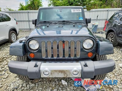 Piąte zdjęcie samochodu w środku: 2012 JEEP WRANGLER SAHARA VIN:1C4AJWBG4CL220310 - miniatura