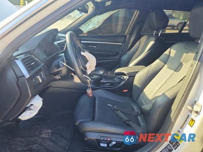 Zdjęcie 7 z 12 samochodu: 2018 BMW 330 XI VIN:WBA8D9G55JNU67302 - miniatura