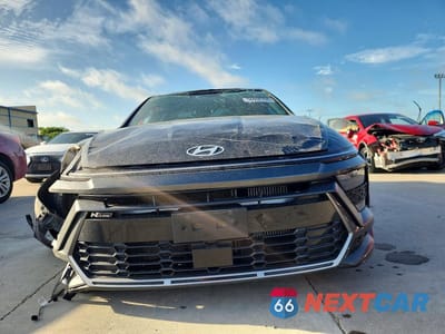 Piąte zdjęcie samochodu w środku: 2024 HYUNDAI SONATA N LINE VIN:KMHL54JC7RA351456 - miniatura
