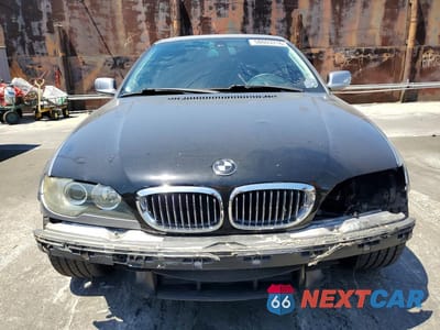 Piąte zdjęcie samochodu w środku: 2004 BMW 325 CI VIN:WBABD33454PL04660 - miniatura
