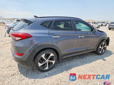 Trzecie zdjęcie samochodu z tyłu: 2016 HYUNDAI TUCSON LIMITED VIN:KM8J33A29GU180672 - miniatura