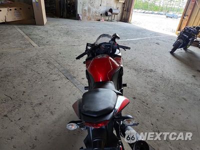 Zdjęcie 6 z 9 samochodu: 2010 KAWASAKI EX250 J VIN:JKAEXMJ16ADA66320 - miniatura