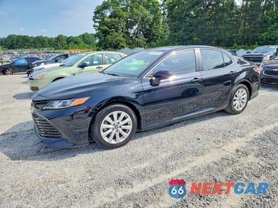 2019 TOYOTA CAMRY LE 4T1B11HK8KU251468 - główne zdjęcie licytacji z USA - miniatura