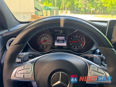 Zdjęcie 8 z 14 samochodu: 2016 MERCEDES-BENZ C 63 AMG-S VIN:55SWF8HB4GU114722 - miniatura