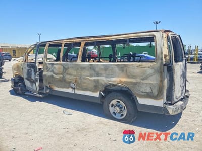 Drugie zdjęcie samochodu z przodu: 2017 CHEVROLET EXPRESS G3500 LT VIN:1GAZGPFG5H1249635 - miniatura