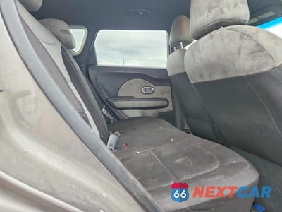 Zdjęcie 10 z 12 samochodu: 2018 KIA SOUL BASE VIN:KNDJN2A21J7572902 - miniatura