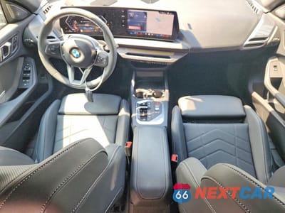 Zdjęcie 8 z 12 samochodu: 2025 BMW 228XI VIN:WBA23GG03S7S87274 - miniatura